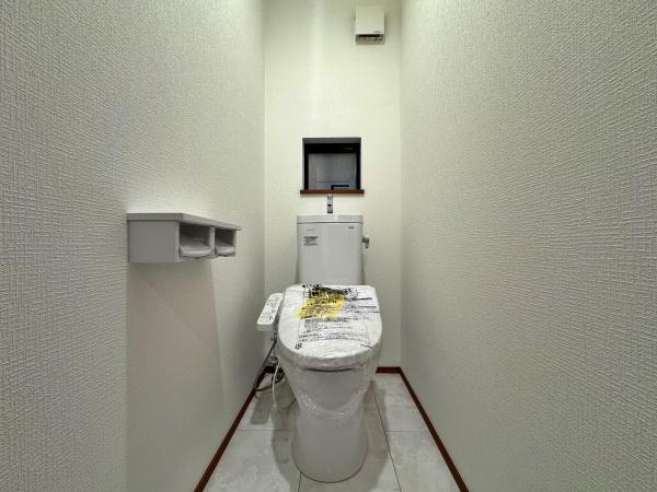 �_�ސ쌧���s�{�O�����1���ڂ̐V�z��ˌ��Ẵg�C��