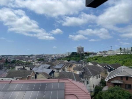 �_�ސ쌧���l�s����{�����̒��È�ˌ��Ă̏Z�˂���̒��]�ʐ^