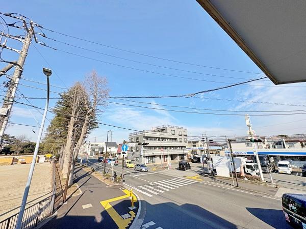 �_�ސ쌧����s�݂��̑�̒��È�ˌ��Ă̏Z�˂���̒��]�ʐ^