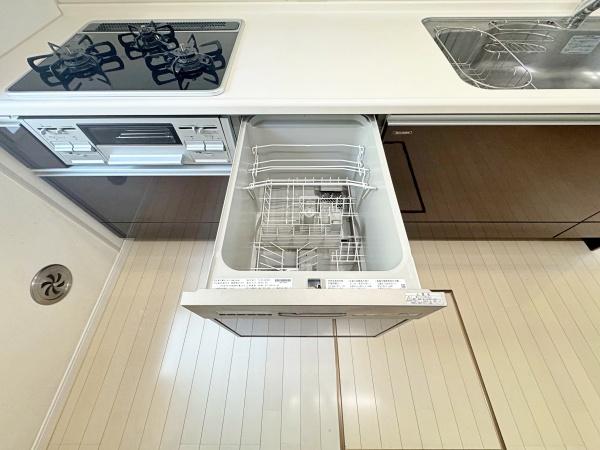 �_�ސ쌧����s�����_��4���ڂ̒��È�ˌ��ẴL�b�`��