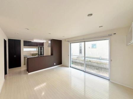 �_�ސ쌧����s�����_��4���ڂ̒��È�ˌ��Ẵ��r���O