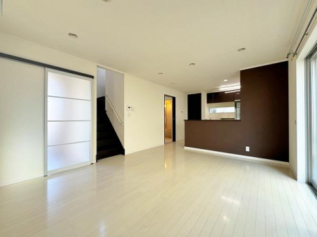 �_�ސ쌧����s�����_��4���ڂ̒��È�ˌ��Ẵ��r���O