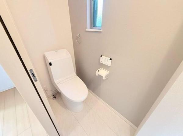 �_�ސ쌧���l�s��q�搙�c8���ڂ̒��È�ˌ��Ẵg�C��