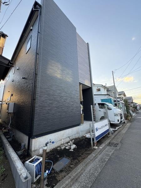 �_�ސ쌧���l�s���J��쐣�J1���ڂ̐V�z��ˌ��Ă̌��n�O�ώʐ^