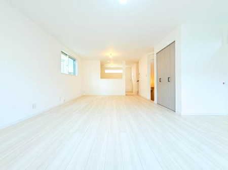 �_�ސ쌧���s���Ë�k����2���ڂ̐V�z��ˌ��Ẵ��r���O