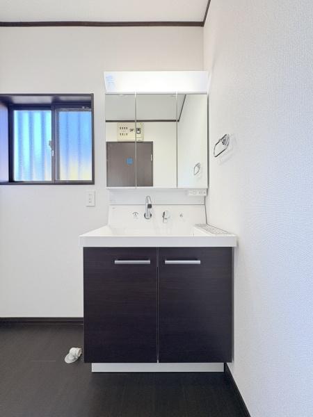 �_�ސ쌧���l�s���V�����̒��È�ˌ��Ă̐��ʑ�E���ʏ�