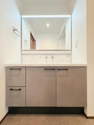 �_�ސ쌧���l�s����折���J��4���ڂ̐V�z��ˌ��Ă̐��ʑ�E���ʏ�