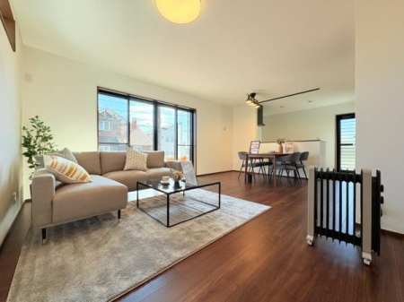 �_�ސ쌧���l�s����折���J��4���ڂ̐V�z��ˌ��Ẵ��r���O