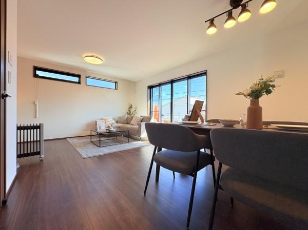 �_�ސ쌧���l�s����折���J��4���ڂ̐V�z��ˌ��ẴL�b�`��