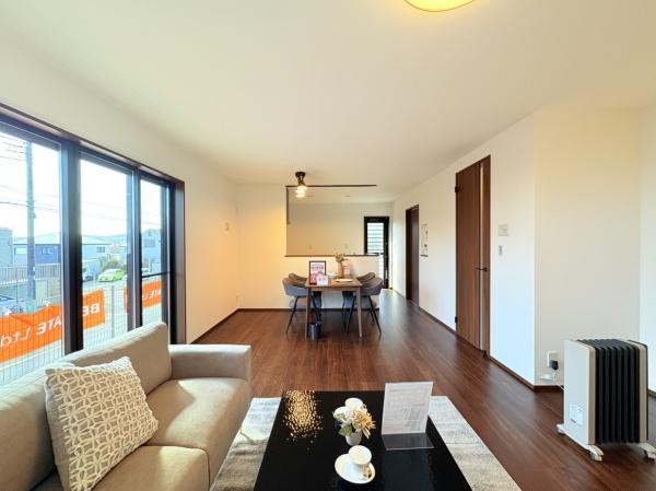 �_�ސ쌧���l�s����折���J��4���ڂ̐V�z��ˌ��Ẵ��r���O