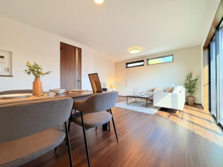 �_�ސ쌧���l�s����折���J��4���ڂ̐V�z��ˌ��Ẵ��r���O