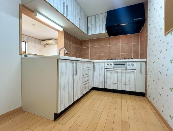 �_�ސ쌧���l�s��搴���P�u�̒��È�ˌ��ẴL�b�`��