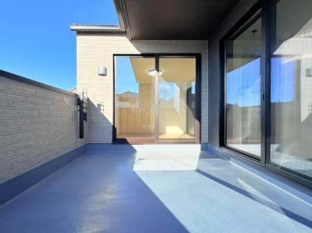 �_�ސ쌧���l�s��q�搙�c8���ڂ̐V�z��ˌ��Ẵo���R�j�[