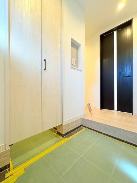 �_�ސ쌧���l�s��q�搙�c8���ڂ̐V�z��ˌ��Ă̌���