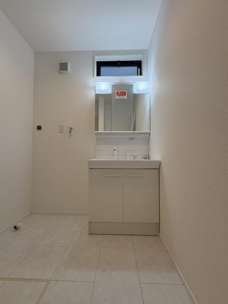 �_�ސ쌧���l�s�`��擌�i�J3���ڂ̐V�z��ˌ��Ă̐��ʑ�E���ʏ�