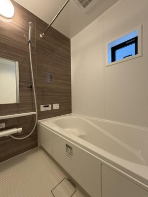 �_�ސ쌧���l�s�`��擌�i�J3���ڂ̐V�z��ˌ��Ă̗���