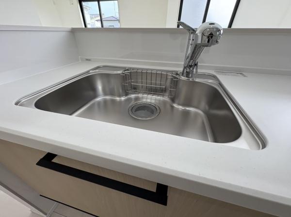 �_�ސ쌧���l�s�`��擌�i�J3���ڂ̐V�z��ˌ��ẴL�b�`��