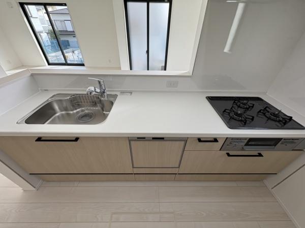 �_�ސ쌧���l�s�`��擌�i�J3���ڂ̐V�z��ˌ��ẴL�b�`��