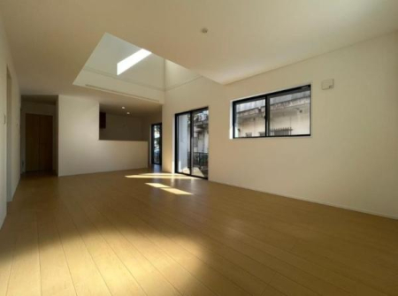 �_�ސ쌧������s���Z���̐V�z��ˌ��Ẵ��r���O