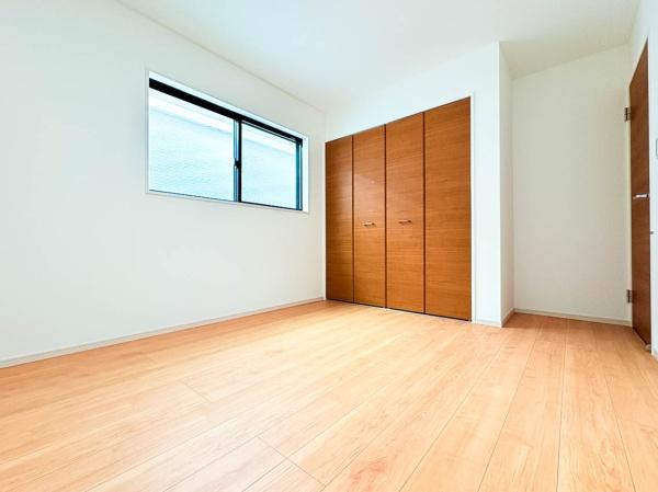 �_�ސ쌧���q�s���R8���ڂ̐V�z��ˌ��Ă̗m��