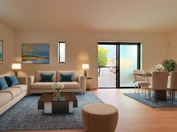 �_�ސ쌧���q�s���R8���ڂ̐V�z��ˌ��Ẵ��r���O