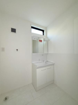 �_�ސ쌧���l�s�ۓy�P�J��@��3���ڂ̐V�z��ˌ��Ă̐��ʑ�E���ʏ�