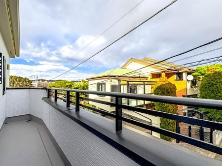 �_�ސ쌧���q�s���R8���ڂ̐V�z��ˌ��Ă̂��̑�