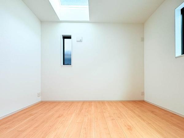 �_�ސ쌧���q�s���R8���ڂ̐V�z��ˌ��Ă̗m��