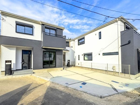 �_�ސ쌧���l�s�ۓy�P�J��@��3���ڂ̐V�z��ˌ��Ă̑O�ʓ��H�܂ތ��n�ʐ^