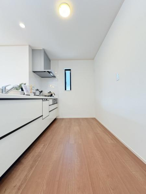 �_�ސ쌧���l�s�h�揯��5���ڂ̐V�z��ˌ��ẴL�b�`��