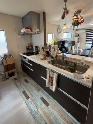 �_�ސ쌧���͌��s�����拤�a3���ڂ̒��È�ˌ��ẴL�b�`��