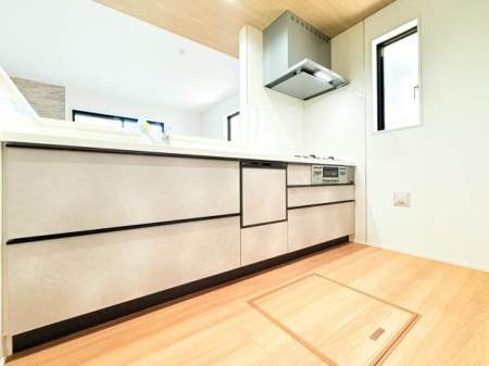 �_�ސ쌧���l�s�ۓy�P�J��V���P�u1���ڂ̐V�z��ˌ��ẴL�b�`��