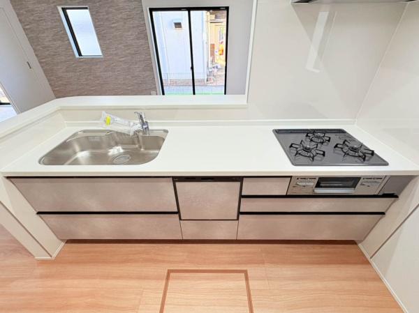 �_�ސ쌧���l�s�ۓy�P�J��V���P�u1���ڂ̐V�z��ˌ��ẴL�b�`��