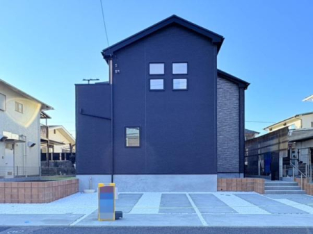 �_�ސ쌧���l�s�ۓy�P�J��V���P�u1���ڂ̐V�z��ˌ��Ă̑O�ʓ��H�܂ތ��n�ʐ^