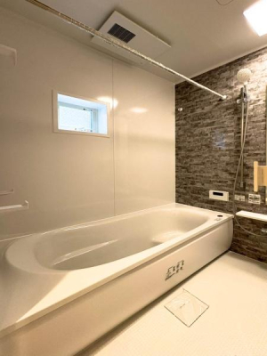 �_�ސ쌧���l�s���i�c��2���ڂ̐V�z��ˌ��Ă̗���