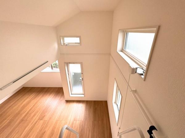 �_�ސ쌧���l�s���i�c��2���ڂ̐V�z��ˌ��Ẵ��r���O