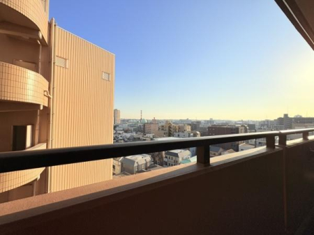 �_�ސ쌧���l�s�����Ԓ�1���ڂ̒��Ã}���V�����̏Z�˂���̒��]�ʐ^