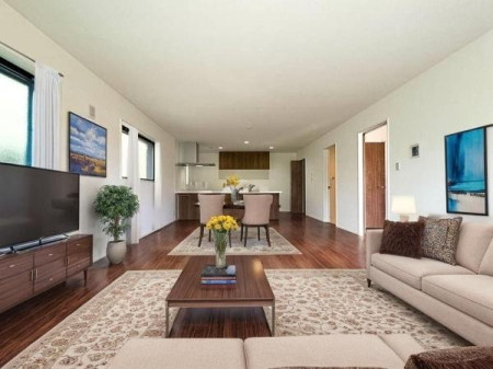 �_�ސ쌧���l�s�`���`���6���ڂ̐V�z��ˌ��Ẵ��r���O