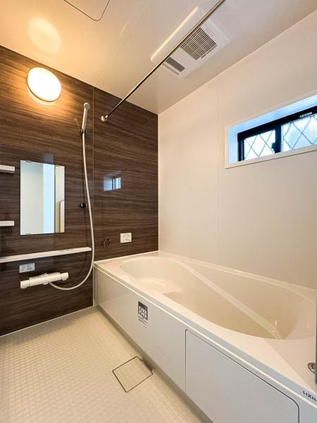 �_�ސ쌧���l�s�`���`���6���ڂ̐V�z��ˌ��Ă̗���