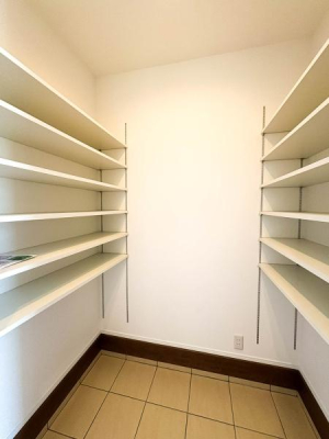 �_�ސ쌧���l�s�`���`���6���ڂ̐V�z��ˌ��Ă̎��[