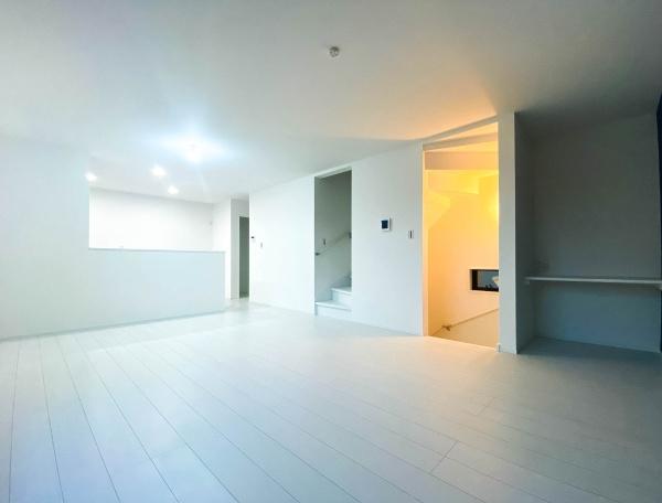 �_�ސ쌧���q�s���z4���ڂ̐V�z��ˌ��Ẵ��r���O