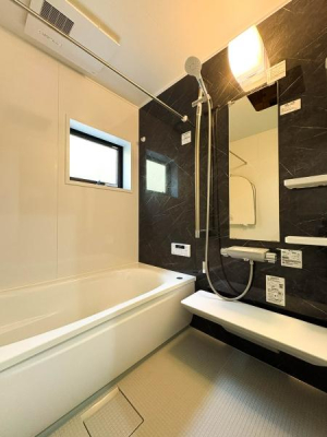 �_�ސ쌧���l�s�h��ѓ����̐V�z��ˌ��Ă̗���