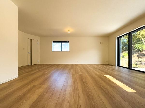 �_�ސ쌧���l�s�h��ѓ����̐V�z��ˌ��Ẵ��r���O