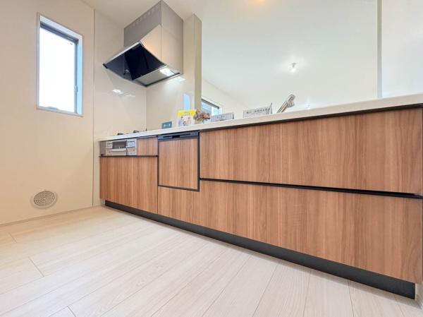 �_�ސ쌧���s�K�揬������4���ڂ̐V�z��ˌ��ẴL�b�`��