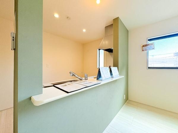 �_�ސ쌧���s�K�揬������4���ڂ̐V�z��ˌ��Ẵ��r���O