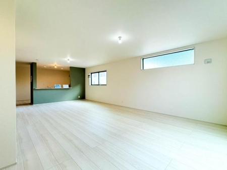 �_�ސ쌧���s�K�揬������4���ڂ̐V�z��ˌ��Ẵ��r���O