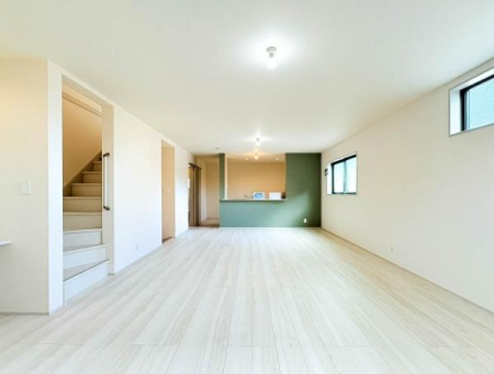 �_�ސ쌧���s�K�揬������4���ڂ̐V�z��ˌ��Ẵ��r���O