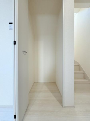 �_�ސ쌧���s�{�O����{��2���ڂ̐V�z��ˌ��Ă̎��[