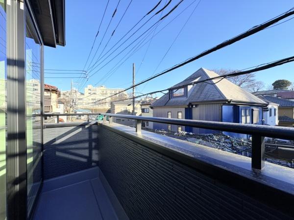 �_�ސ쌧���s�{�O����{��2���ڂ̐V�z��ˌ��Ẵo���R�j�[