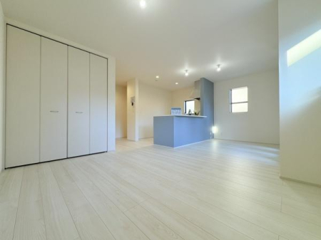 �_�ސ쌧���s�{�O����{��2���ڂ̐V�z��ˌ��Ẵ��r���O